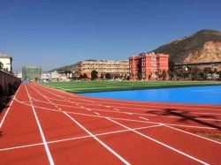塑胶跑道应该做多厚才合适？
